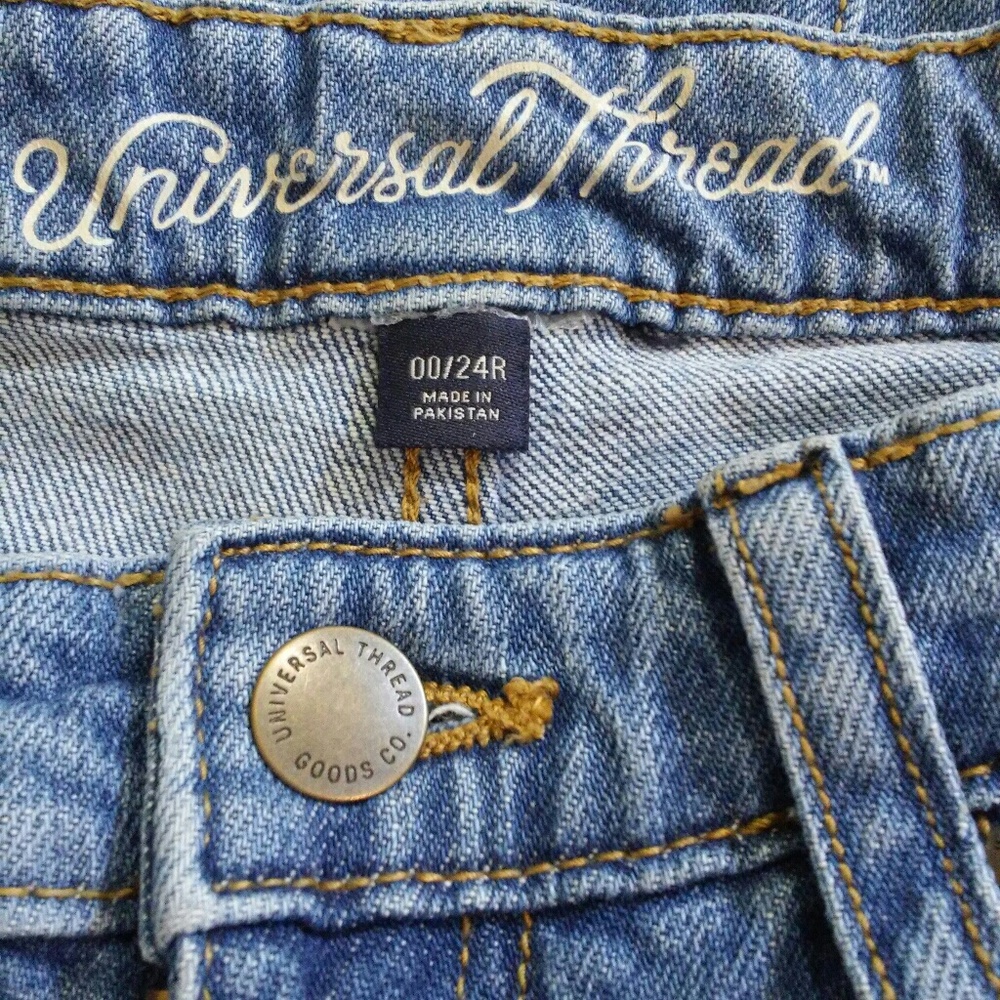 Universal Thread - Picture 5 of 5